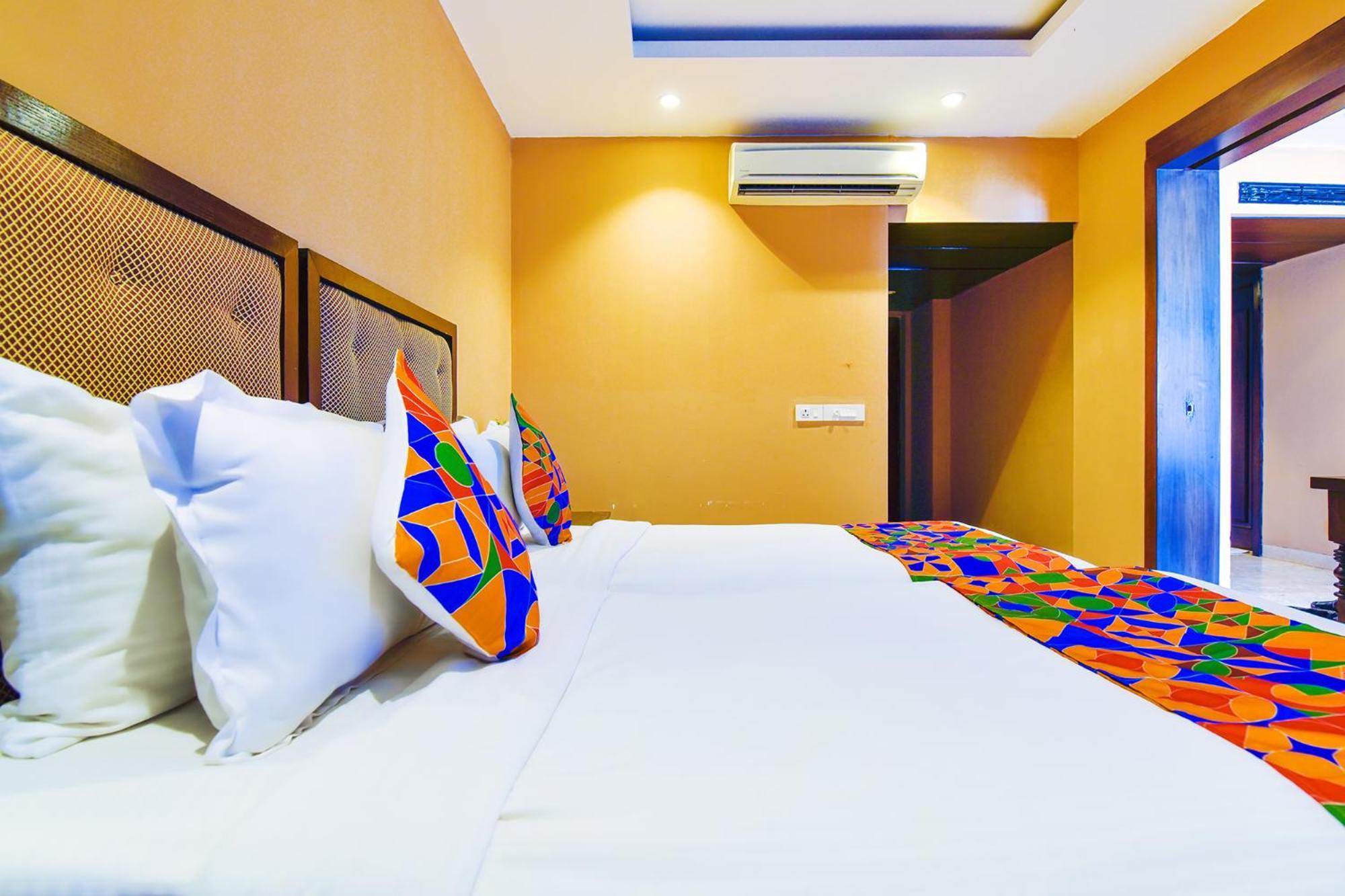 Fabhotel Prime The King'S Court - Nr Calangute Beach Экстерьер фото